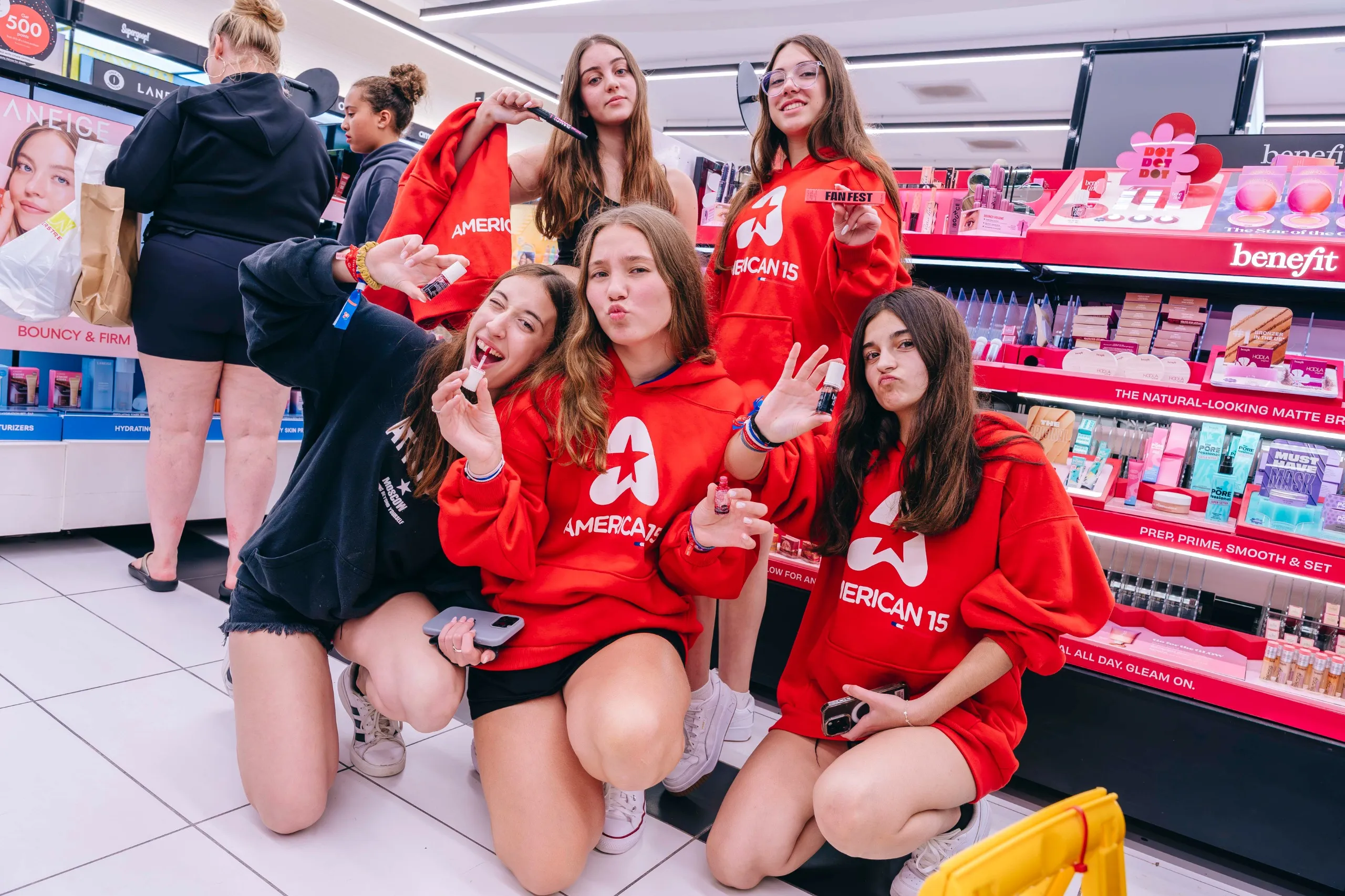 Grupo disfrutando su viaje de 15